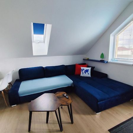 Ahoy Relax Apartmany Nesvady Exterior foto